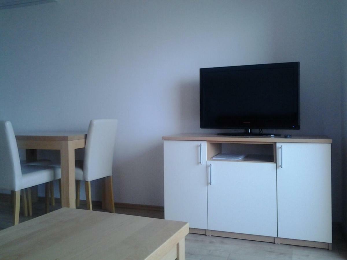 אומיס Apartmani "Grgic" מראה חיצוני תמונה